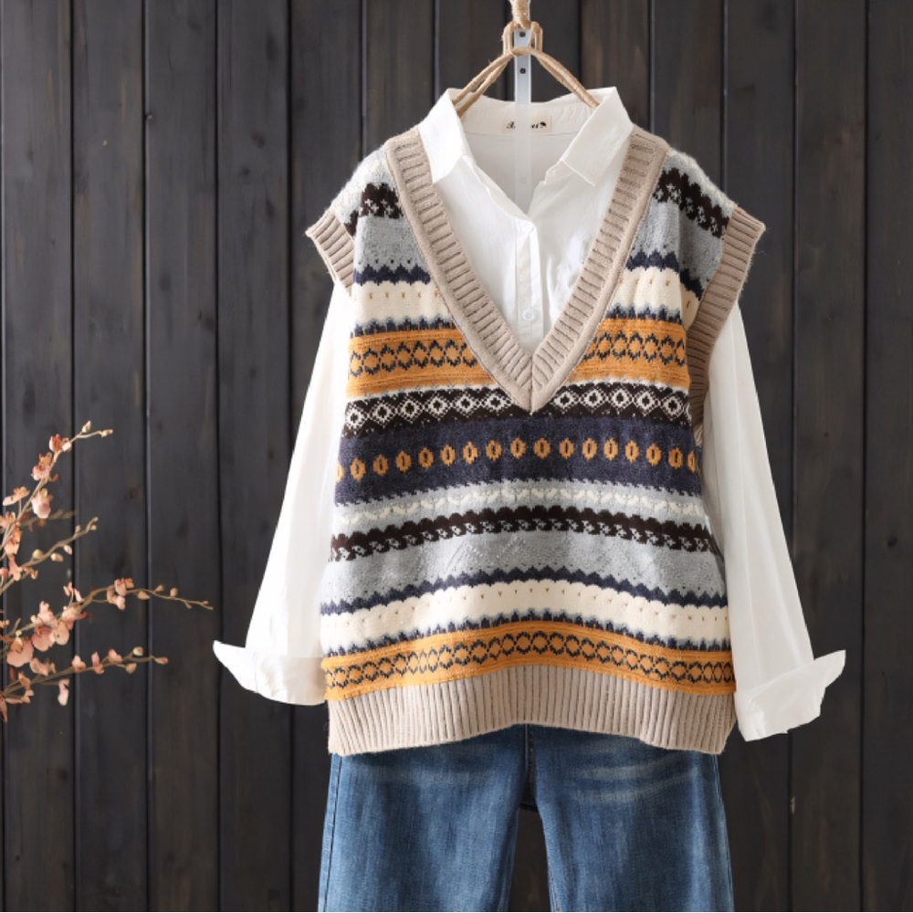 Sold/ Dark academia V-neck Sweater Vest